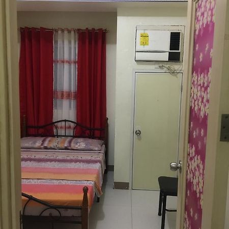 Karla'S Place At Chateau Elysee Paranaque City Eksteriør billede