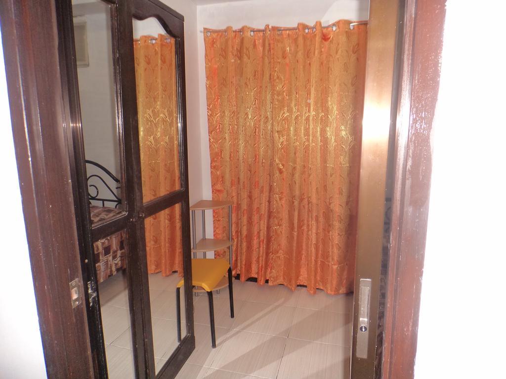 Karla'S Place At Chateau Elysee Paranaque City Eksteriør billede