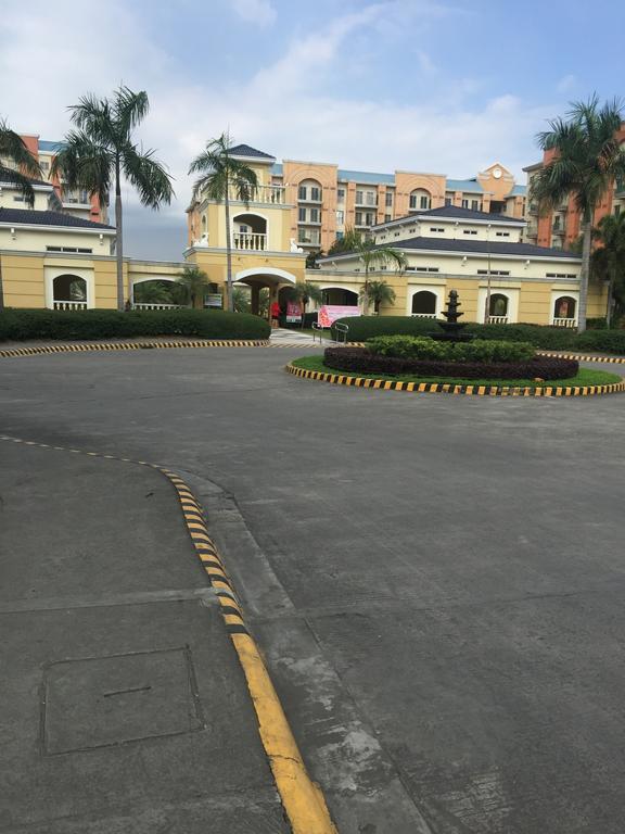 Karla'S Place At Chateau Elysee Paranaque City Eksteriør billede